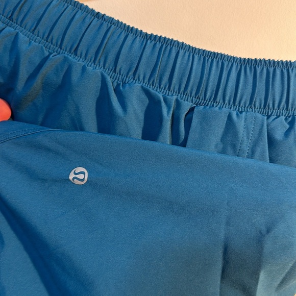 Lululemon training shorts - Picture 2 of 3